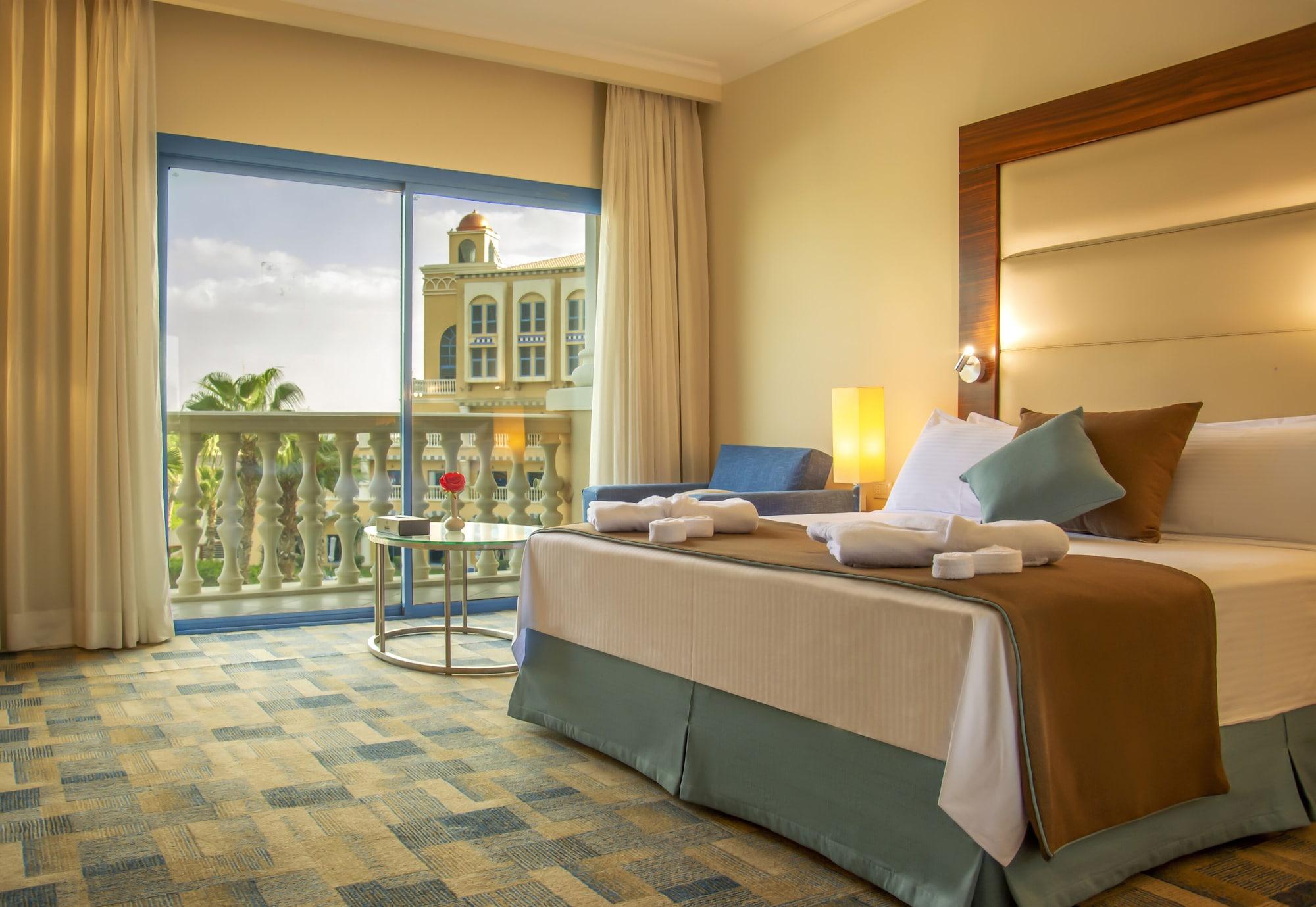 Helnan Dreamland Hotel 6th of October City Exteriör bild A room at the Hilton Sharm El Sheikh
