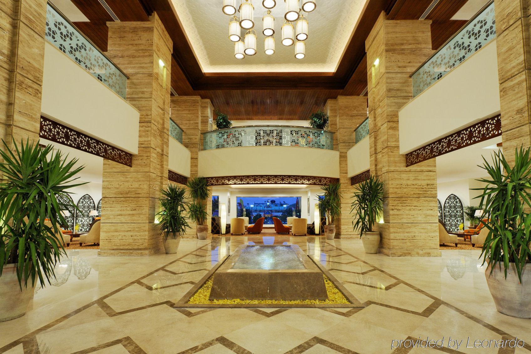 Helnan Dreamland Hotel 6th of October City Inreriör bild Lobby